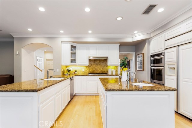 Tons of storage, stainless steel appliances, utility sink