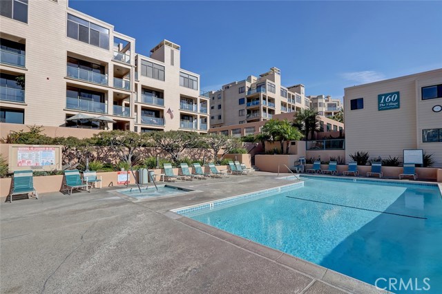 110 The Vlg, Redondo Beach, California 90277, 2 Bedrooms Bedrooms, ,2 BathroomsBathrooms,Residential,Sold,The Vlg,SB19007092