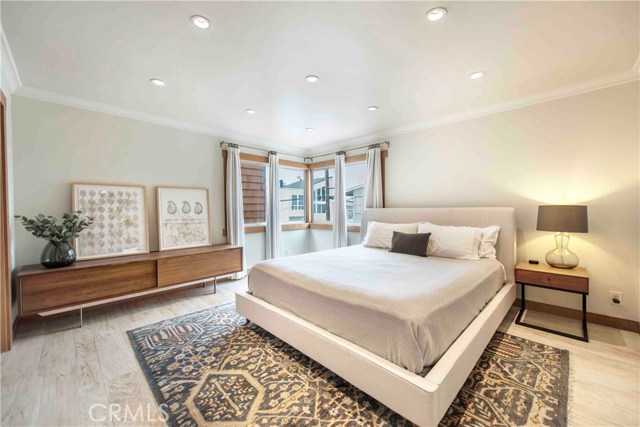 4222 Ocean Drive, Manhattan Beach, California 90266, 2 Bedrooms Bedrooms, ,2 BathroomsBathrooms,Residential,Sold,Ocean,SB20168937
