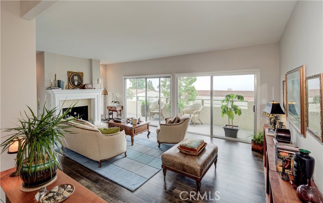 79 Aspen Way, Rolling Hills Estates, California 90274, 2 Bedrooms Bedrooms, ,2 BathroomsBathrooms,Residential,Sold,Aspen,SB18216474