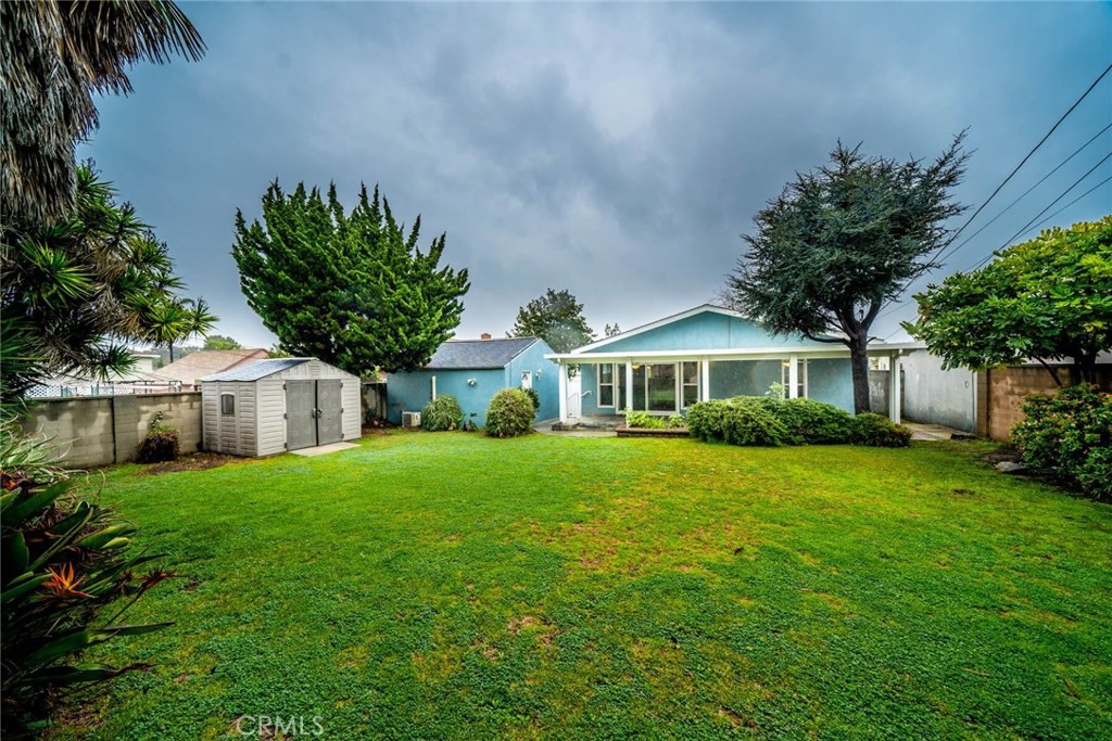 Baldwin Hills Ahead of the Curve Homes