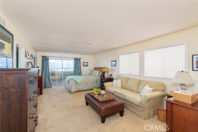 407 Anita Street, Redondo Beach, California 90278, 3 Bedrooms Bedrooms, ,3 BathroomsBathrooms,Residential,Sold,Anita,SB18113069