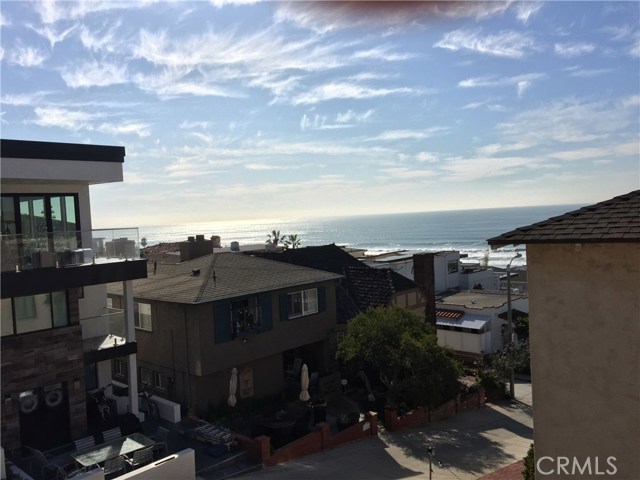 227 32nd Street, Manhattan Beach, California 90266, 5 Bedrooms Bedrooms, ,3 BathroomsBathrooms,Residential,Sold,32nd,SB18290262