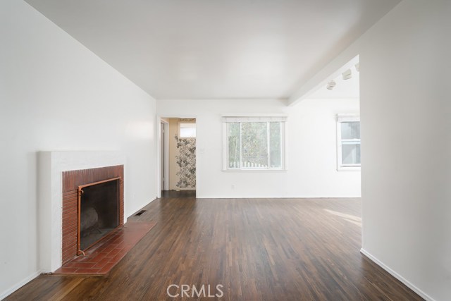 609 35th Street, Manhattan Beach, California 90266, 4 Bedrooms Bedrooms, ,1 BathroomBathrooms,Residential,Sold,35th,SB20233626