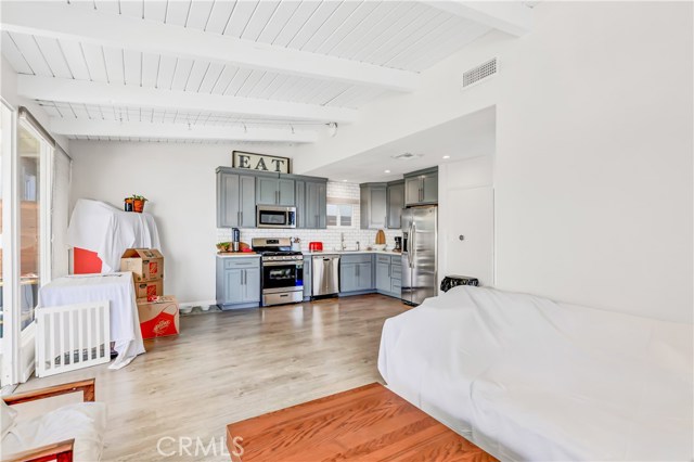 476 36th Street, Manhattan Beach, California 90266, 2 Bedrooms Bedrooms, ,1 BathroomBathrooms,Residential,Sold,36th,SB20134064