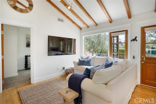 533 5th Street, Manhattan Beach, California 90266, 2 Bedrooms Bedrooms, ,1 BathroomBathrooms,Residential,Sold,5th,SB21107538
