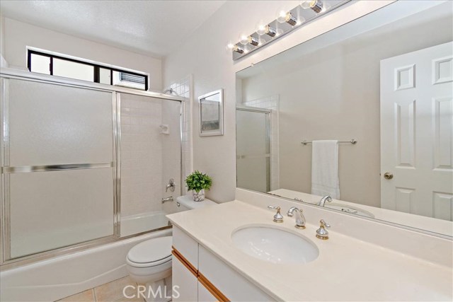 1287 7th Place, Hermosa Beach, California 90254, 4 Bedrooms Bedrooms, ,3 BathroomsBathrooms,Residential,Sold,7th,TR19240895