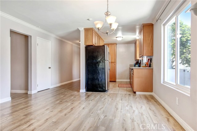 DINING AREA NEXT TO THE KITCHEN DINING AREA NEXT TO THE KITCHEN