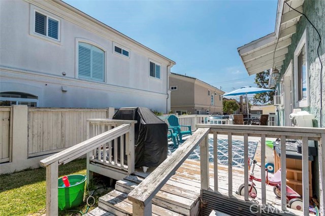 1907 Plant Avenue, Redondo Beach, California 90278, 4 Bedrooms Bedrooms, ,2 BathroomsBathrooms,Residential,Sold,Plant,SB18126119