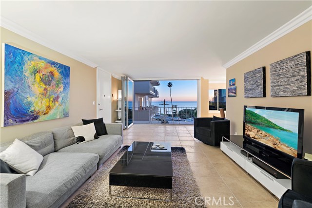 Photo of 520 Cliff Drive #204, Laguna Beach, CA 92651