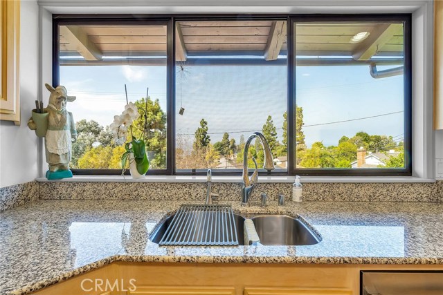 1633 Via Zurita, Palos Verdes Estates, California 90274, 4 Bedrooms Bedrooms, ,3 BathroomsBathrooms,Residential,Sold,Via Zurita,PV20214225