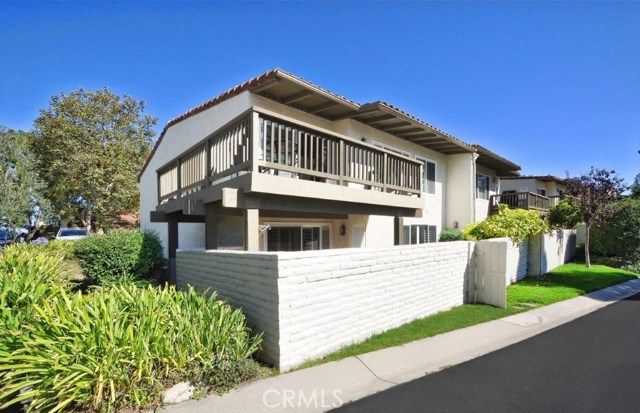 2 Sycamore Lane, Rolling Hills Estates, California 90274, 3 Bedrooms Bedrooms, ,3 BathroomsBathrooms,Residential,Sold,Sycamore,PV18221365