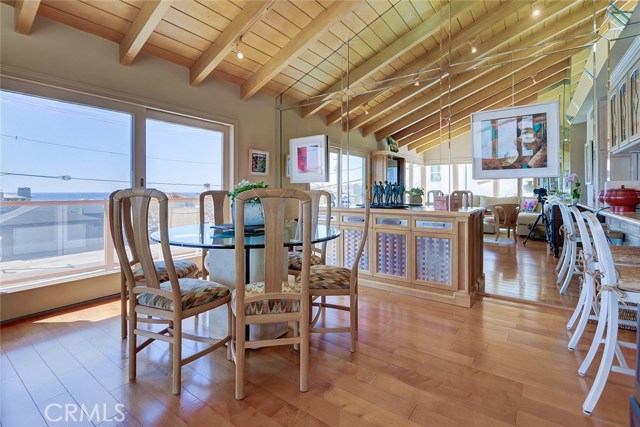 2704 Hermosa Avenue, Hermosa Beach, California 90254, 2 Bedrooms Bedrooms, ,2 BathroomsBathrooms,Residential,Sold,Hermosa,SB19059337