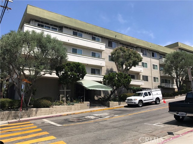 1600 Ardmore Avenue, Hermosa Beach, California 90254, 2 Bedrooms Bedrooms, ,2 BathroomsBathrooms,Residential,Sold,Ardmore,SB17189996