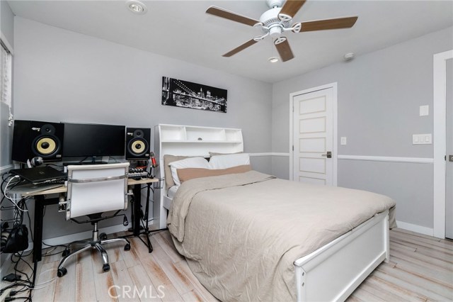 635 Prospect Avenue, Redondo Beach, California 90277, 3 Bedrooms Bedrooms, ,2 BathroomsBathrooms,Residential,Sold,Prospect,SB20111745
