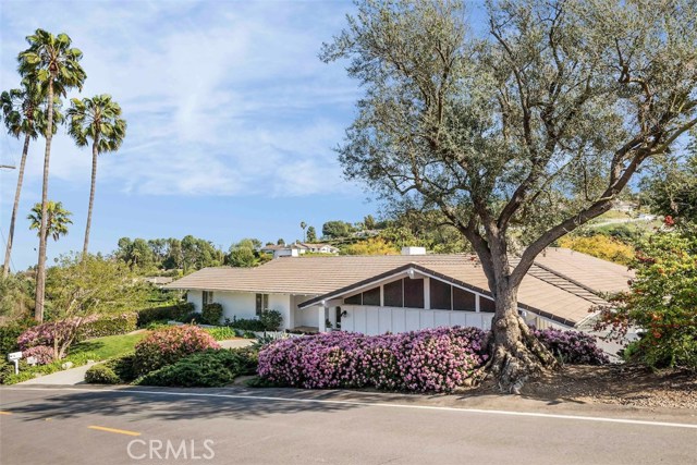 3 Reata Lane, Rolling Hills, California 90274, 3 Bedrooms Bedrooms, ,1 BathroomBathrooms,Residential,Sold,Reata,PV18086949