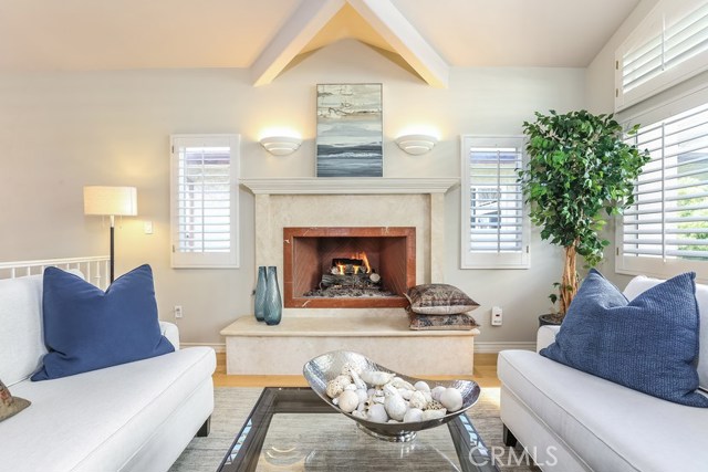 707 Juanita Avenue, Redondo Beach, California 90277, 4 Bedrooms Bedrooms, ,4 BathroomsBathrooms,Residential,Sold,Juanita,SB18032278