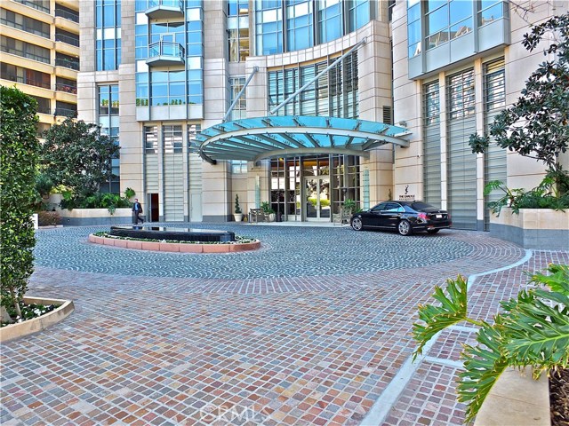 2 Bed Home for Sale in Westwood - Century City, California