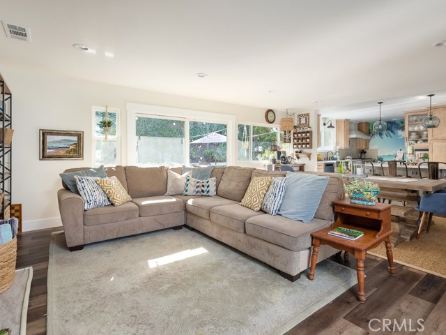 4930 Elmdale Drive, Rolling Hills Estates, California 90274, 3 Bedrooms Bedrooms, ,2 BathroomsBathrooms,Residential,Sold,Elmdale,SB21022123