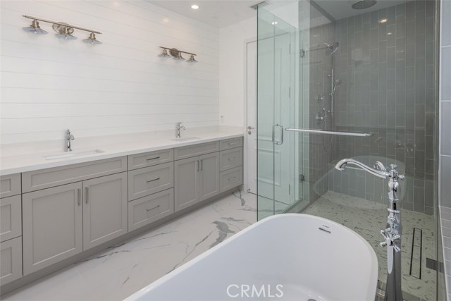 2119 Marshallfield Lane, Redondo Beach, California 90278, 4 Bedrooms Bedrooms, ,3 BathroomsBathrooms,Residential,Sold,Marshallfield,PV18268433