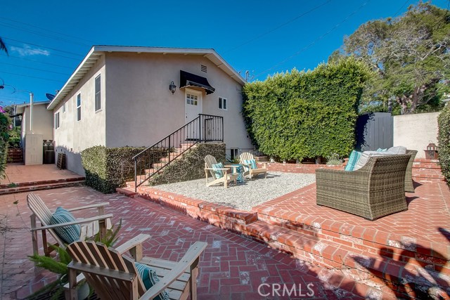 3619 Poinsettia Avenue, Manhattan Beach, California 90266, 3 Bedrooms Bedrooms, ,3 BathroomsBathrooms,Residential,Sold,Poinsettia,PW20142237