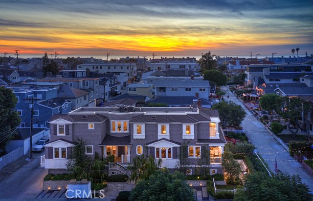 440 6th Street, Manhattan Beach, California 90266, 6 Bedrooms Bedrooms, ,5 BathroomsBathrooms,Residential,Sold,6th,SB20264880