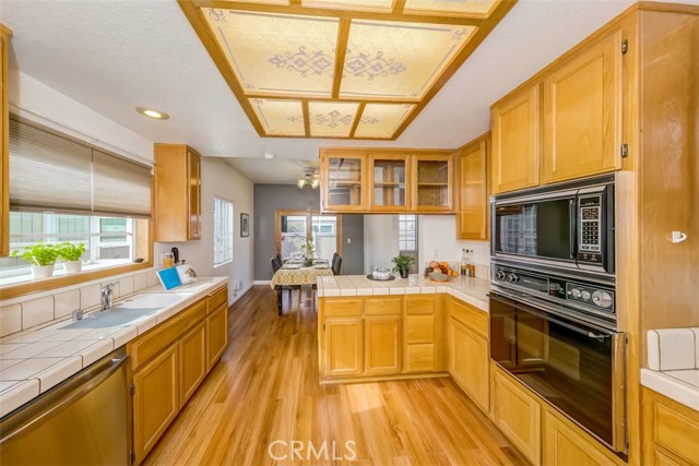 2221 Nelson #B, Redondo Beach, California 90278, 3 Bedrooms Bedrooms, ,3 BathroomsBathrooms,Residential,Sold,Nelson #B,PW18215127