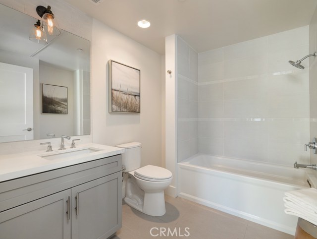 1920 Pacific Coast Highway, Redondo Beach, California 90277, 2 Bedrooms Bedrooms, ,2 BathroomsBathrooms,Residential,Sold,Pacific Coast Highway,SB21006104