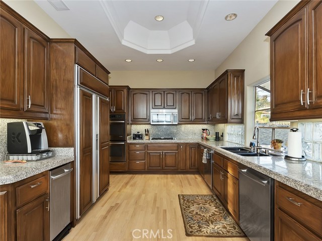 1032 Avenue A, Redondo Beach, California 90277, 5 Bedrooms Bedrooms, ,4 BathroomsBathrooms,Residential,Sold,Avenue A,PV20256766