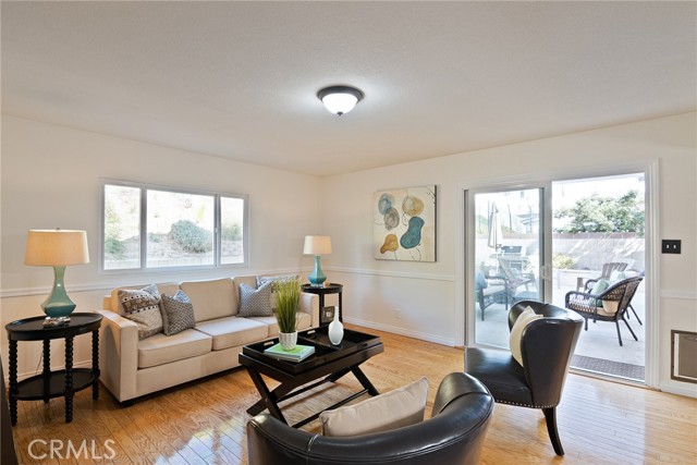 505 Faye Lane, Redondo Beach, California 90277, 4 Bedrooms Bedrooms, ,2 BathroomsBathrooms,Residential,Sold,Faye,SB21095794