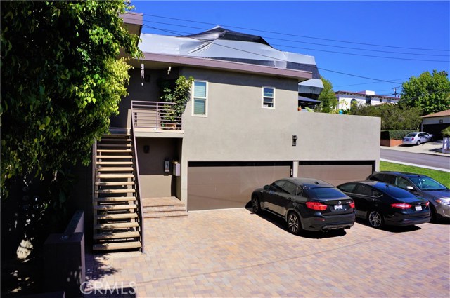 1147 11th Street, Manhattan Beach, California 90266, ,Residential Income,Sold,11th,SB17138883