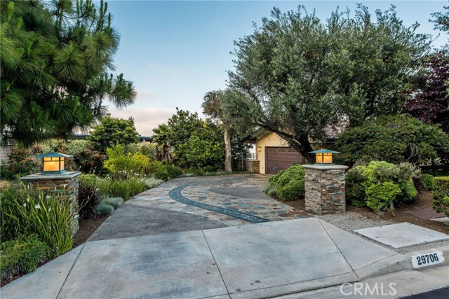 29706 Knoll View Drive, Rancho Palos Verdes, California 90275, 4 Bedrooms Bedrooms, ,3 BathroomsBathrooms,Residential,Sold,Knoll View,PV19129657