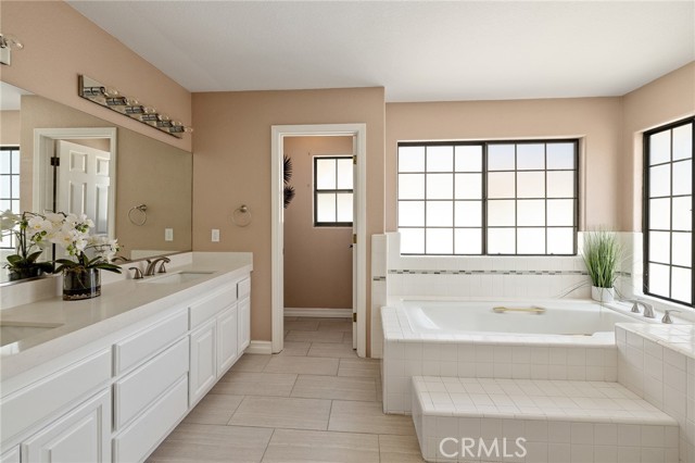 2302 Vail Avenue, Redondo Beach, California 90278, 4 Bedrooms Bedrooms, ,2 BathroomsBathrooms,Residential,Sold,Vail,SB21154740