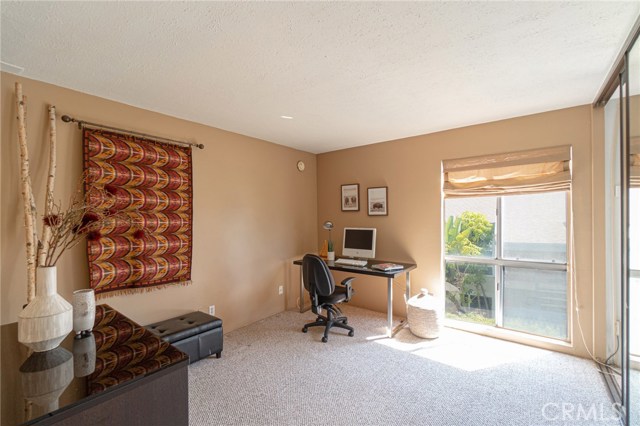 800 Camino Real, Redondo Beach, California 90277, 2 Bedrooms Bedrooms, ,2 BathroomsBathrooms,Residential,Sold,Camino Real,SB20200245