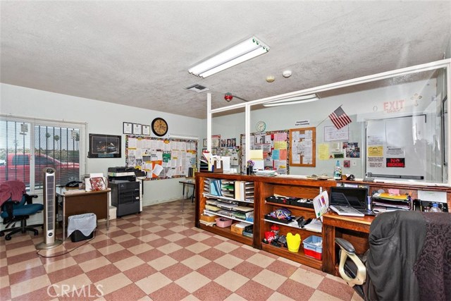 Lynwood, ,Commercial,For Sale,Lynwood,CV20155528