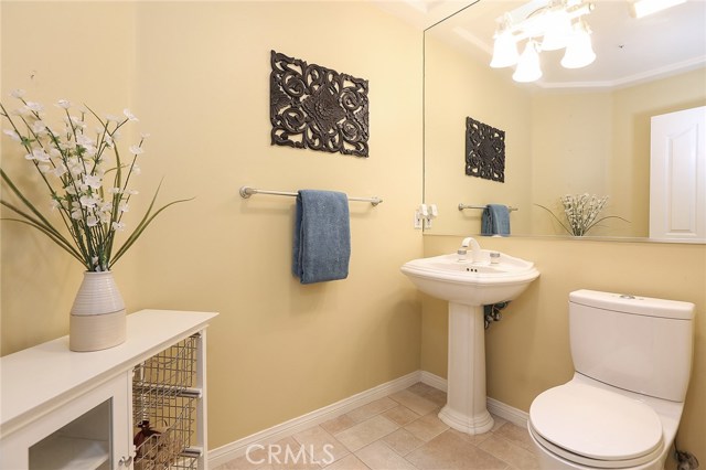 2419 Gates Avenue, Redondo Beach, California 90278, 4 Bedrooms Bedrooms, ,2 BathroomsBathrooms,Residential,Sold,Gates,SB19074222