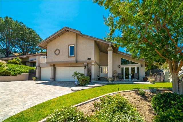 Photo of 621 S COVERED WAGON TRAIL, Anaheim Hills, CA 92807