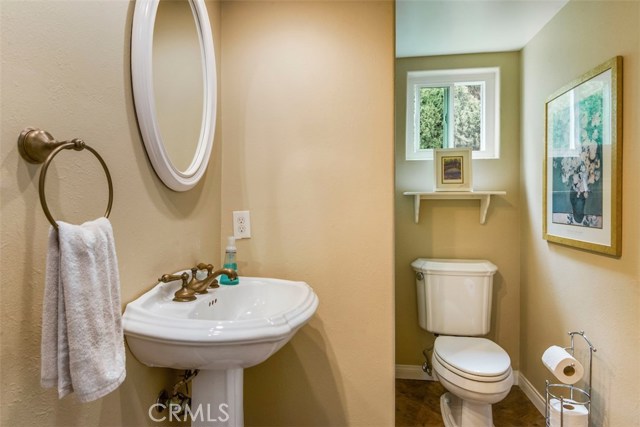 202 Lucia Avenue, Redondo Beach, California 90277, 4 Bedrooms Bedrooms, ,3 BathroomsBathrooms,Residential,Sold,Lucia,PV17247828