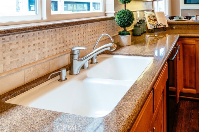 517 Longfellow Avenue, Manhattan Beach, California 90266, 4 Bedrooms Bedrooms, ,3 BathroomsBathrooms,Residential,Sold,Longfellow,SB19067192