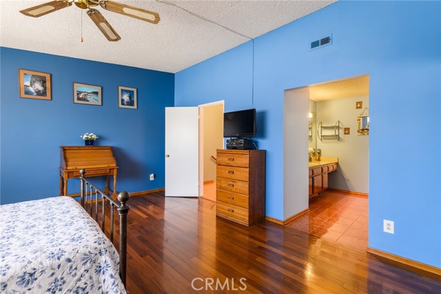 511 Meyer Lane, Redondo Beach, California 90278, 2 Bedrooms Bedrooms, ,1 BathroomBathrooms,Residential,Sold,Meyer,SB21085805