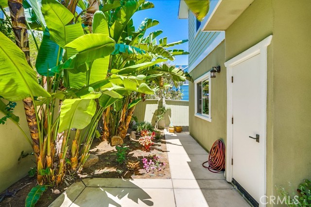 105 S Prospect Avenue, Redondo Beach, California 90277, 4 Bedrooms Bedrooms, ,2 BathroomsBathrooms,Residential,Sold,S Prospect,SB18121161