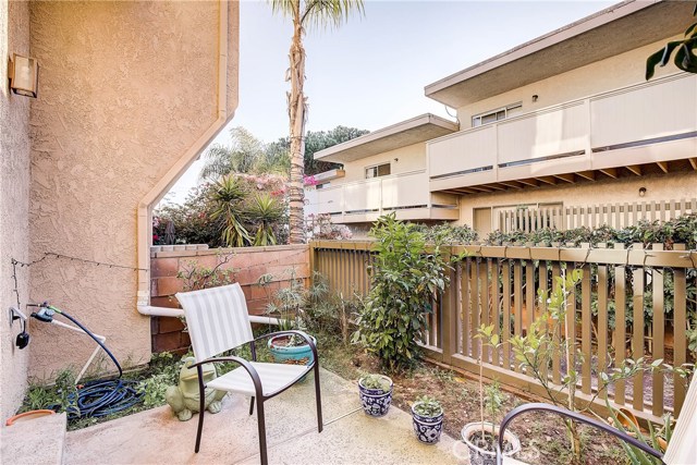 1919 Marshallfield Lane, Redondo Beach, California 90278, 3 Bedrooms Bedrooms, ,3 BathroomsBathrooms,Residential,Sold,Marshallfield,SB20041815