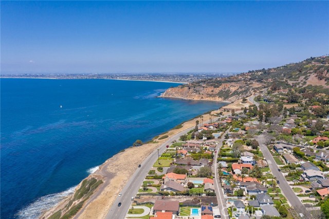 1716 Paseo Del Mar, Palos Verdes Estates, California 90274, 4 Bedrooms Bedrooms, ,2 BathroomsBathrooms,Residential,Sold,Paseo Del Mar,PV21083261