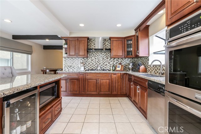 24218 Park Street, Torrance, California 90505, 3 Bedrooms Bedrooms, ,2 BathroomsBathrooms,Residential,Sold,Park,SB20071912