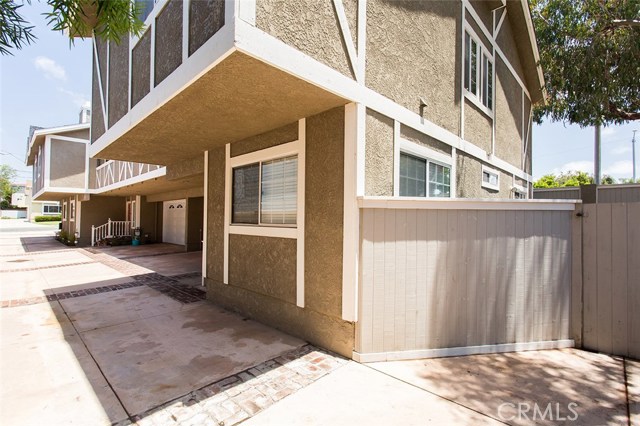 2706 Carnegie Lane, Redondo Beach, California 90278, 3 Bedrooms Bedrooms, ,2 BathroomsBathrooms,Residential,Sold,Carnegie,SB18145376