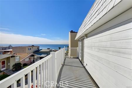 225 25th Street, Manhattan Beach, California 90266, 5 Bedrooms Bedrooms, ,4 BathroomsBathrooms,Residential,Sold,25th,SB19199643