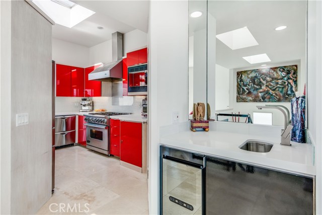 129 Moonstone Street, Manhattan Beach, California 90266, 3 Bedrooms Bedrooms, ,3 BathroomsBathrooms,Residential,Sold,Moonstone,SB20050796