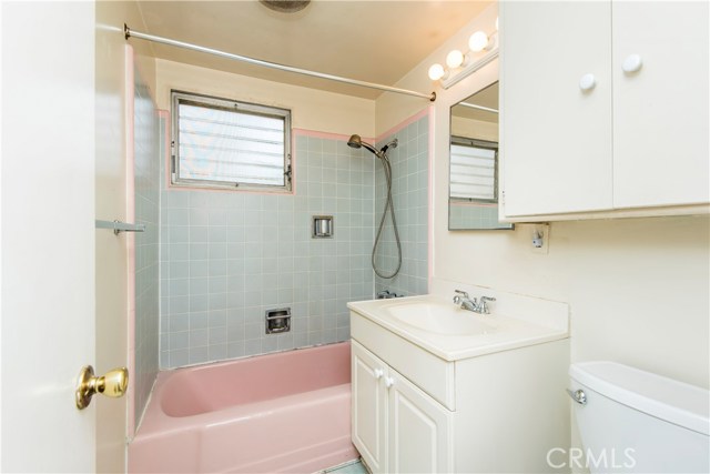 600 El Redondo Avenue, Redondo Beach, California 90277, 3 Bedrooms Bedrooms, ,2 BathroomsBathrooms,Residential,Sold,El Redondo,SB17162197