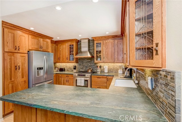 1525 Wollacott Street, Redondo Beach, California 90278, 3 Bedrooms Bedrooms, ,2 BathroomsBathrooms,Residential,Sold,Wollacott,SB19203035