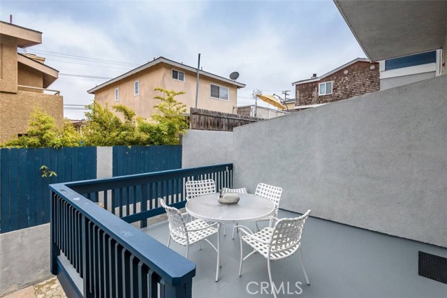 2nd Patio off the Living 
Room!